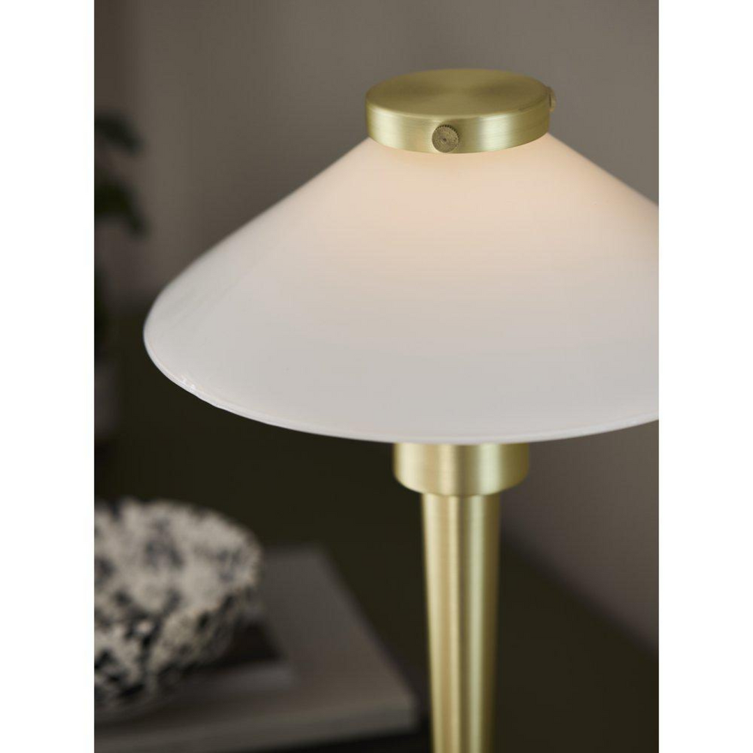 August bordlampe - Hvit-Bordlamper-Pr home of Scandinavia Ab-Hvit-Prh__3163410-Lightup.no