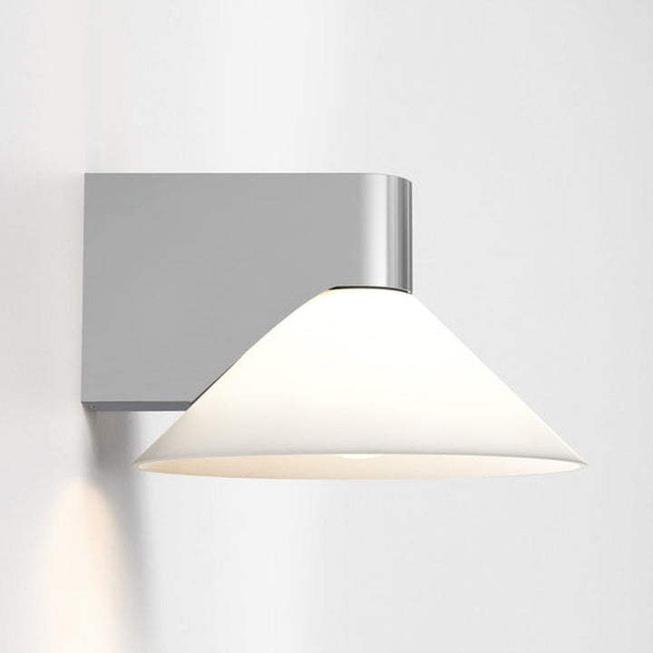 Conic vegglampe IP44-Baderomsbelysning vegglamper-Astro Lighting-Matt Svart-Asg__1451002-Lightup.no