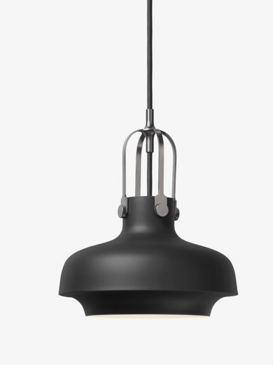 Copenhagen takpendel SC6 - svart-Takpendler-&Tradition-Svart-133143A135-Lightup.no