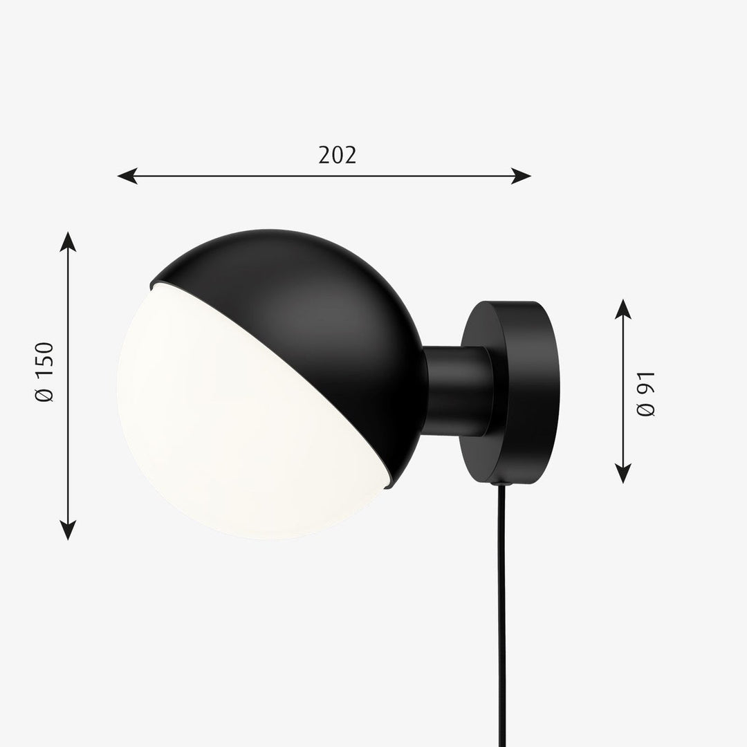 Louis Poulsen VL Studio vegglampe-Vegglamper-Louis Poulsen-Messing-LP__5743150199-Lightup.no