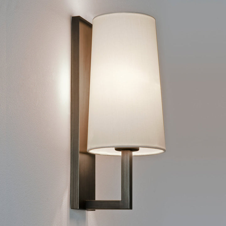 Riva 350 vegglampe-Vegglamper-Astro Lighting-Bronse-Asg__1214010-Lightup.no