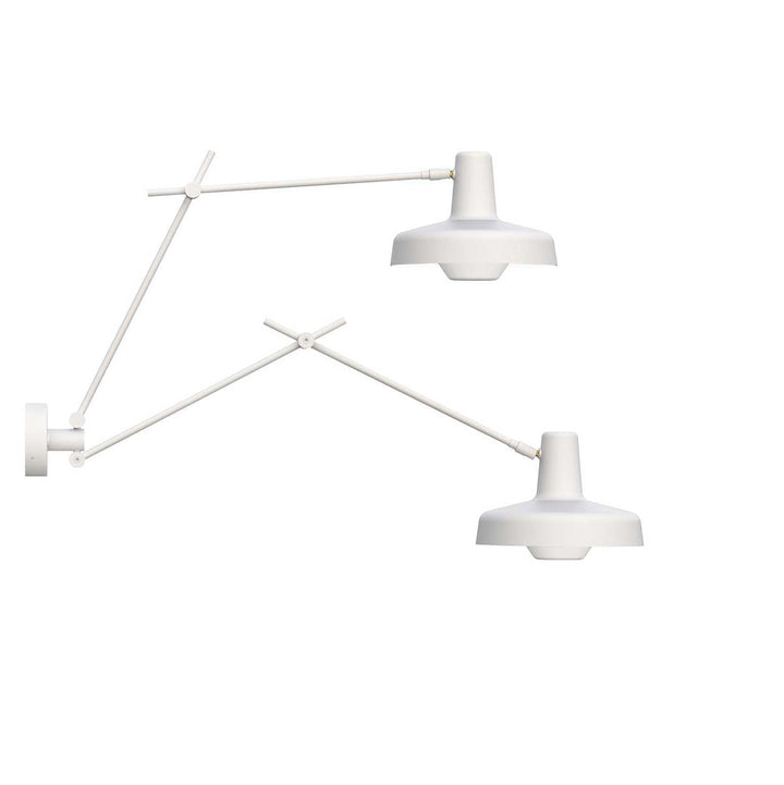 Arigato dobbel vegglampe - Hvit-Vegglamper-Grupa-Hvit-LF-AR-W2-W-Lightup.no