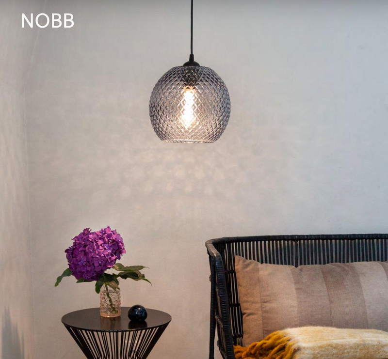 Nobb ball pendel 22 - fra Halo Designs Lightup.no